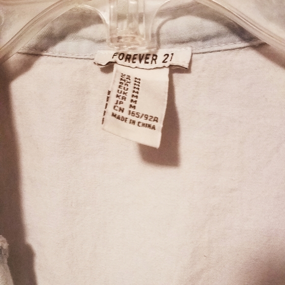 F21 Like New Denim Top - Picture 4 of 4